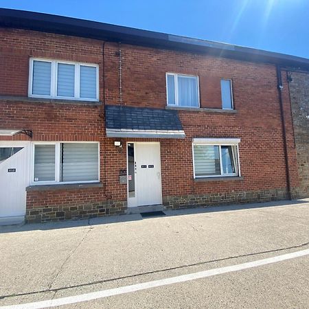 1-D011 Superbe Appartement Spacieux Tres Calme Charleroi Dış mekan fotoğraf