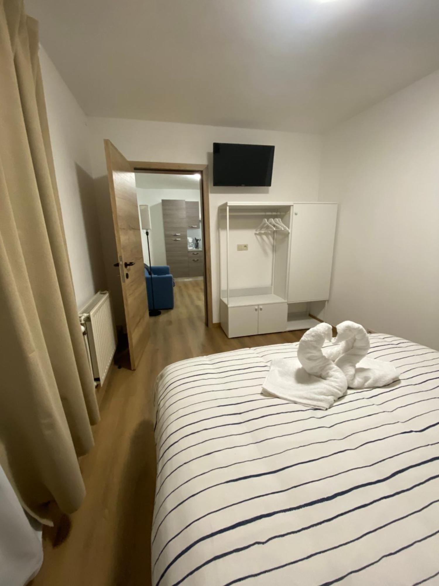 1-D011 Superbe Appartement Spacieux Tres Calme Charleroi Dış mekan fotoğraf
